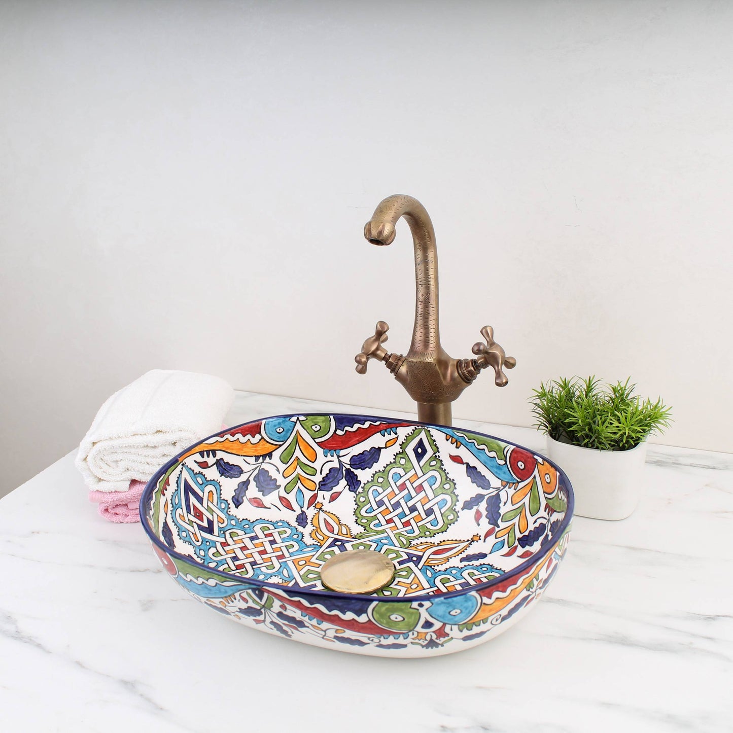 Oval Celtic Knot - Multicolor