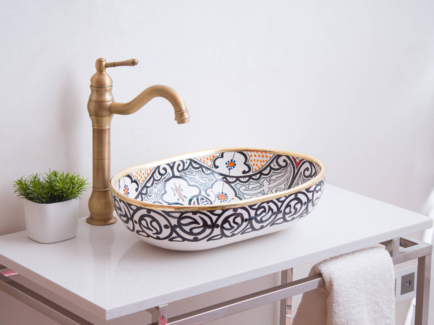 Oval Fes Codex - Charcoal