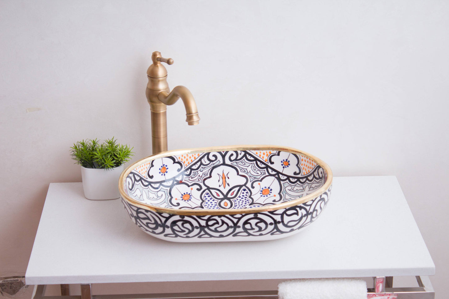 Oval Fes Codex - Charcoal