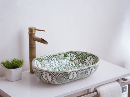 Oval Floral Lattice - Sage