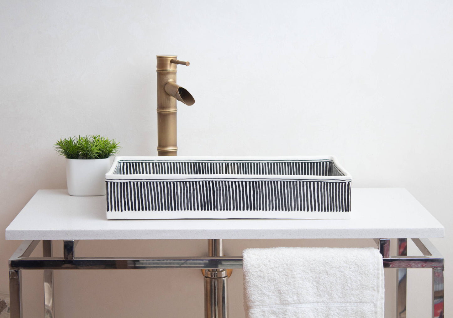 Rectangular Rays - Black