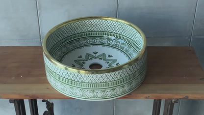 Round Heritage - Green with Brass Rim