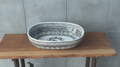 Oval Heritage - Black